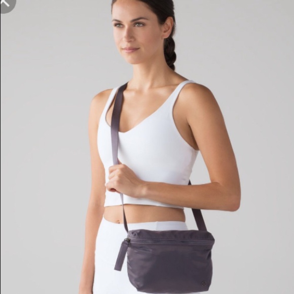 Lululemon Go Lightly Bag
